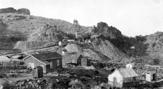 Goldroad_mine_AZ_1906_5335
